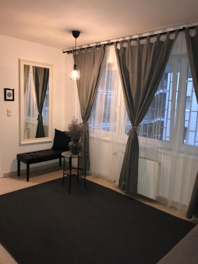 Downtown Rose Garden Apartments Whit Garage Opcional Budapest Ngoại thất bức ảnh